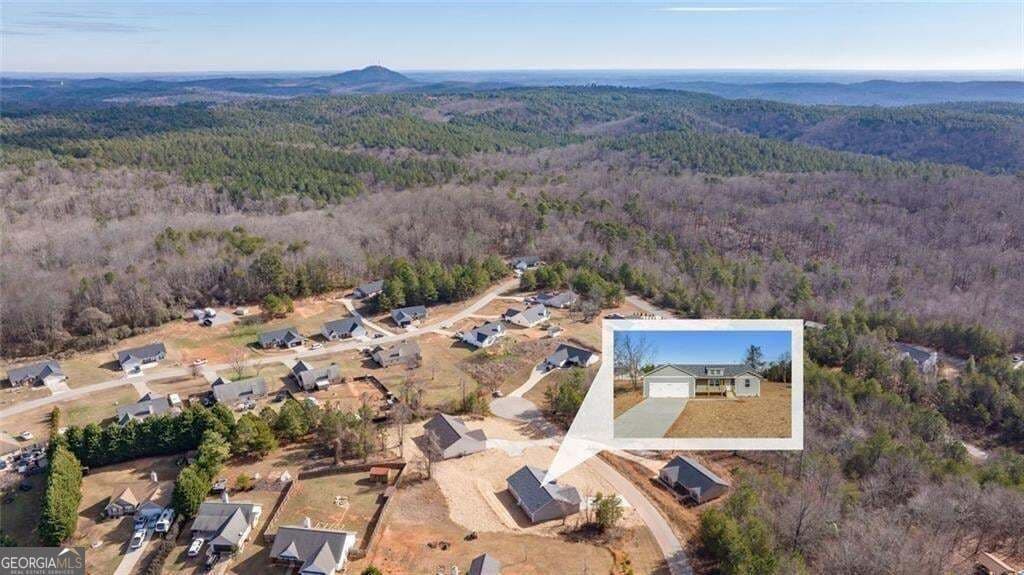 3 bedroom, 2 bathroom, 1,618 sq ft single family residence for sale at 613 Cypress Drive, Mount Airy, GA 30563 — photo 8