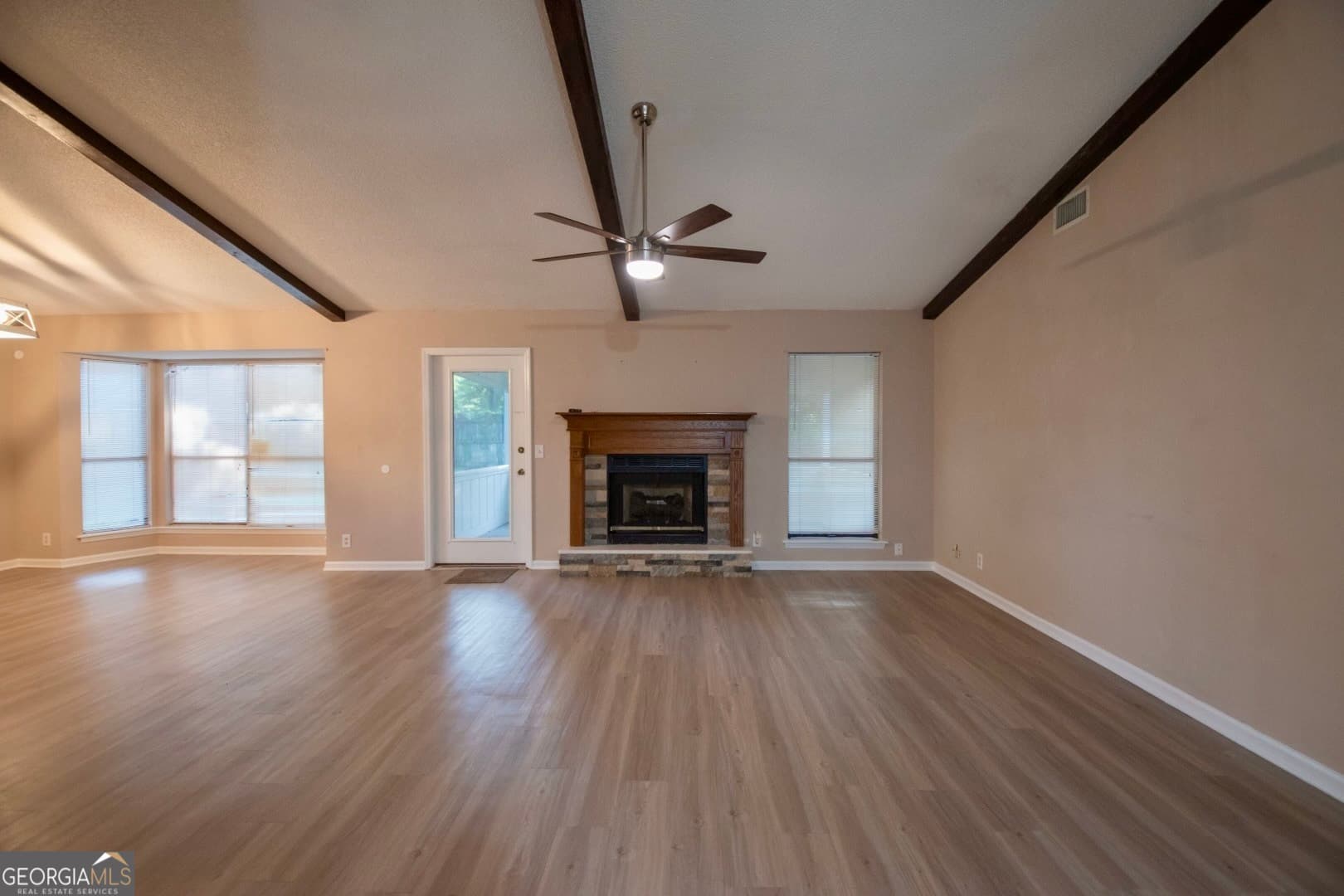 3 bedroom, 2.5 bathroom, 2,003 sq ft single family residence for sale at 100 Pinedale Drive, St. Marys, GA 31558 — photo 4