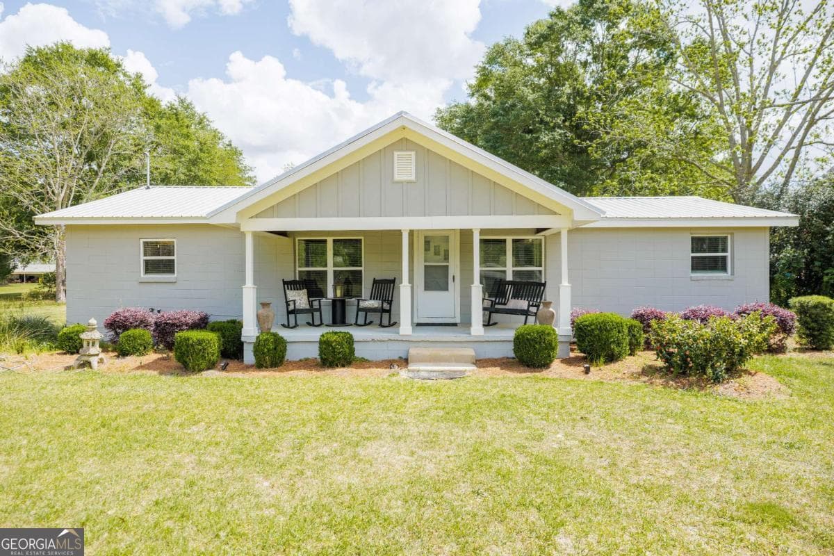 3 bedroom, 2 bathroom single family residence for sale at 187 Jefferson Road, Adel, GA 31620