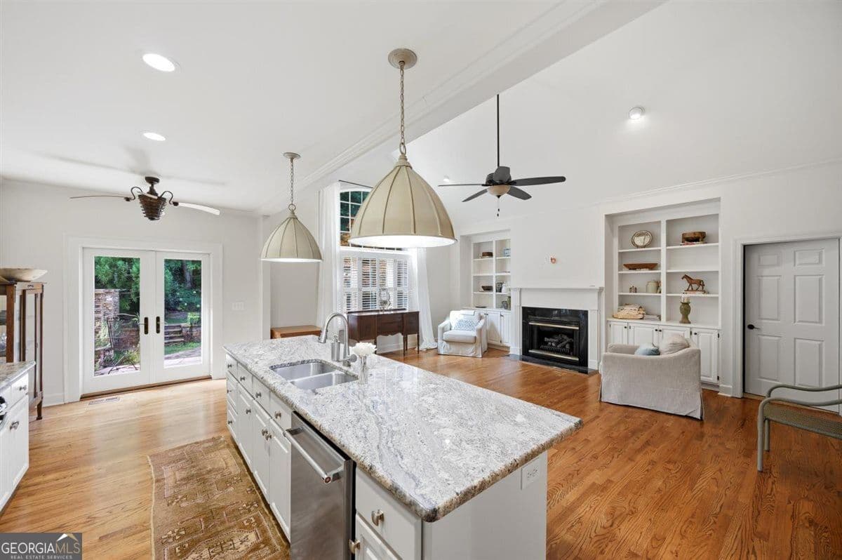 4 bedroom, 2.5 bathroom, 2,597 sq ft single family residence for sale at 155 N Wellington, Macon, GA 31210 — photo 10