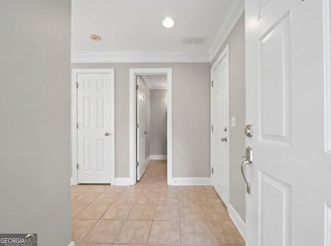 3 bedroom, 2.5 bathroom, 2,200 sq ft condominium for sale at 181-A Farriers Lane, Eatonton, GA 31024 — photo 8