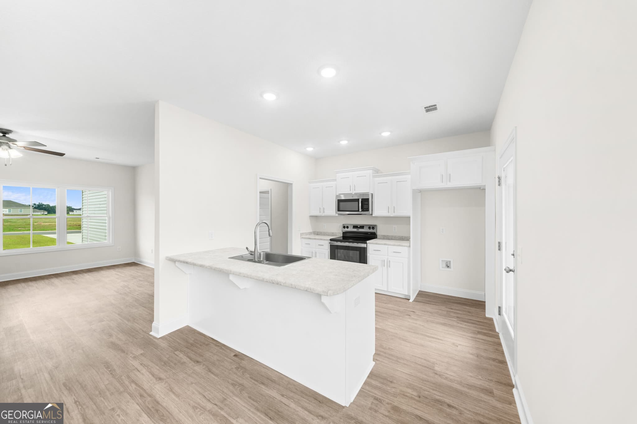 3 bedroom, 2 bathroom, 1,368 sq ft single family residence for sale at 161 Landmark Circle LOT 28, Statesboro, GA 30458 — photo 7