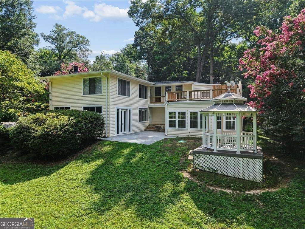 4 bedroom, 4 bathroom, 3,722 sq ft single family residence for sale at 1055 Lee Circle, Atlanta, GA 30324 — photo 2