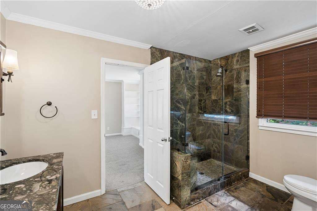4 bedroom, 4 bathroom, 3,722 sq ft single family residence for sale at 1055 Lee Circle, Atlanta, GA 30324 — photo 5