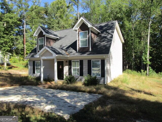 4 bedroom, 2 bathroom, 1,736 sq ft single family residence for sale at 298 Tommy Lee Fuller Drive, Loganville, GA 30052 — photo 3