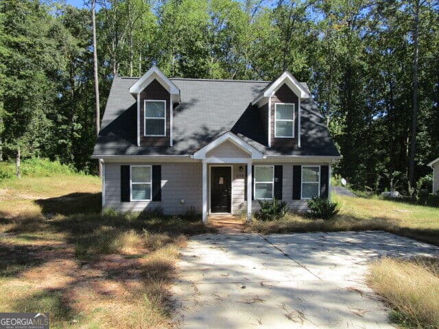 4 bedroom, 2 bathroom, 1,736 sq ft single family residence for sale at 298 Tommy Lee Fuller Drive, Loganville, GA 30052