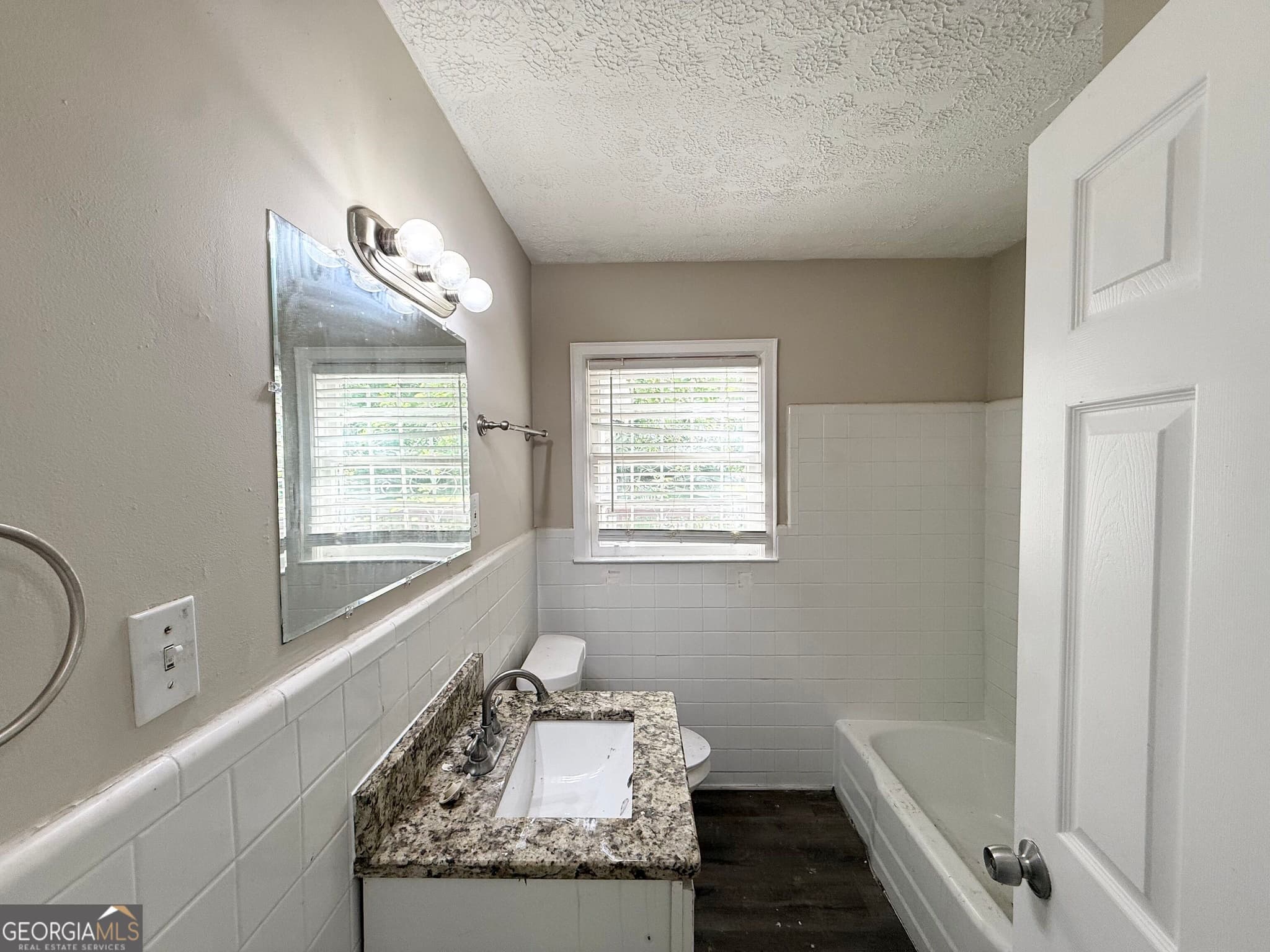 3 bedroom, 2 bathroom, 1,250 sq ft single family residence for sale at 2932 SW Diana Drive, Atlanta, GA 30315 — photo 6