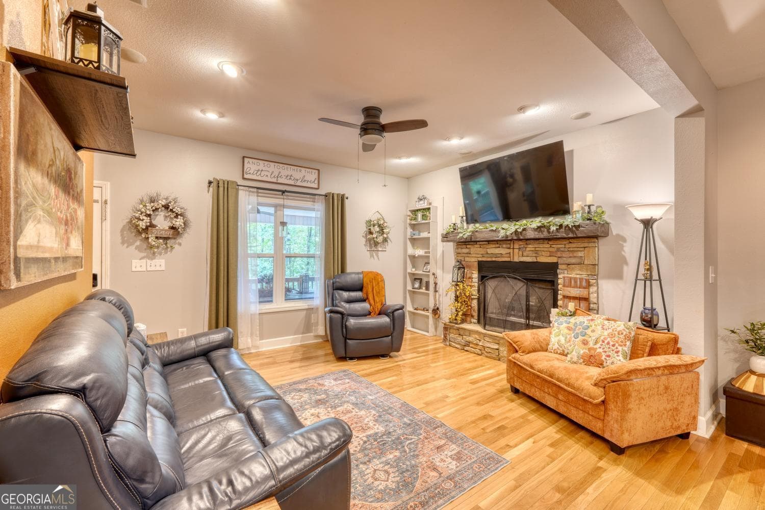 3 bedroom, 2.5 bathroom, 2,546 sq ft cabin,single family residence for sale at 152 Lonesome Pine Trail, Blairsville, GA 30512 — photo 5