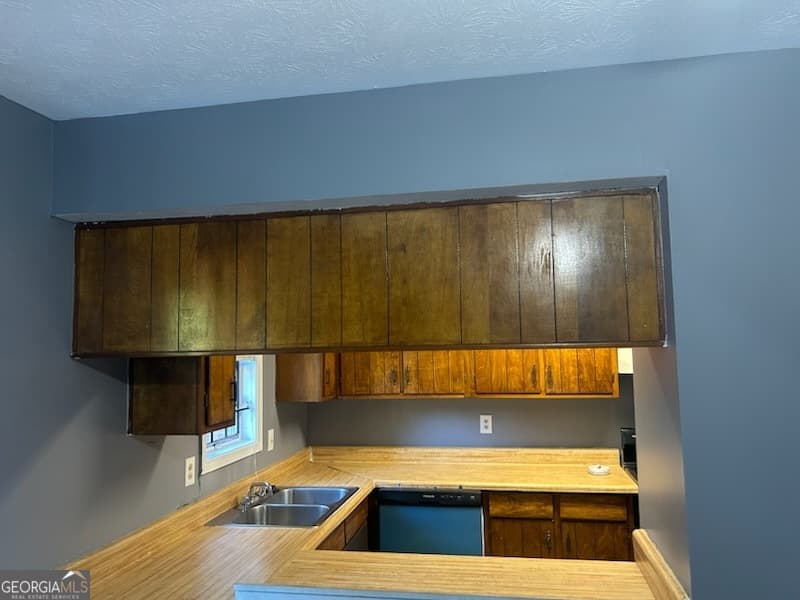 2 bedroom, 1.5 bathroom, 1,254 sq ft condominium for sale at 3218 Abbeywood Drive, Decatur, GA 30034 — photo 6
