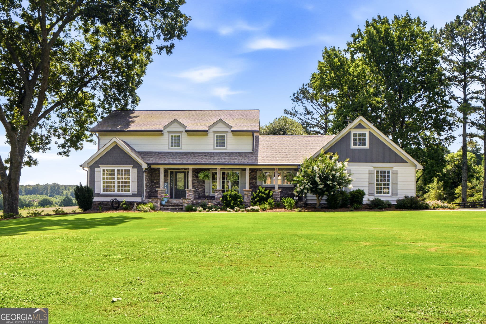 5 bedroom, 3.5 bathroom, 4,400 sq ft single family residence for sale at 3018 East Lake Road, Mcdonough, GA 30252 — photo 2