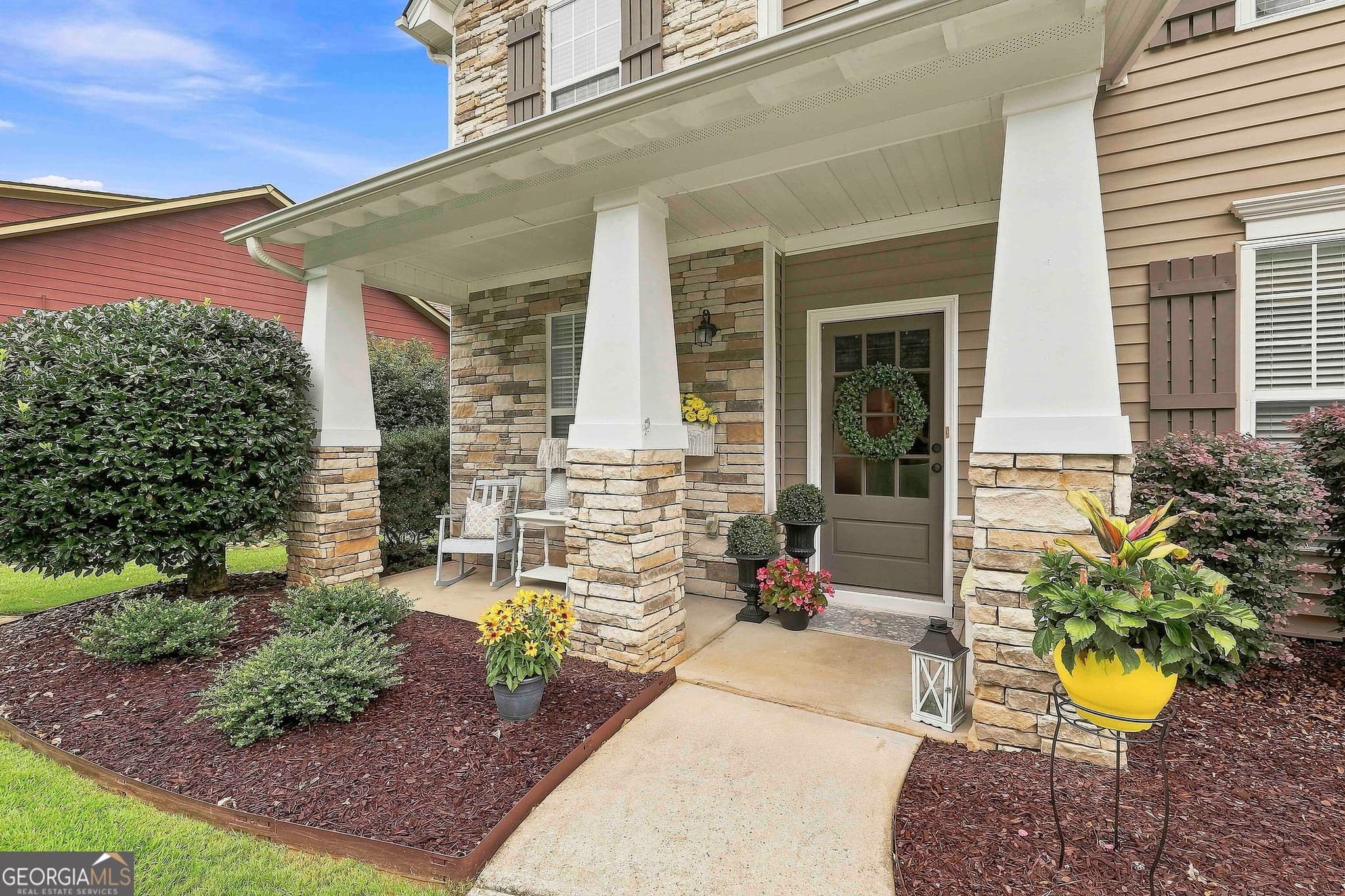 5 bedroom, 3 bathroom, 3,225 sq ft single family residence for sale at 142 Highwoods Parkway, Newnan, GA 30265 — photo 2
