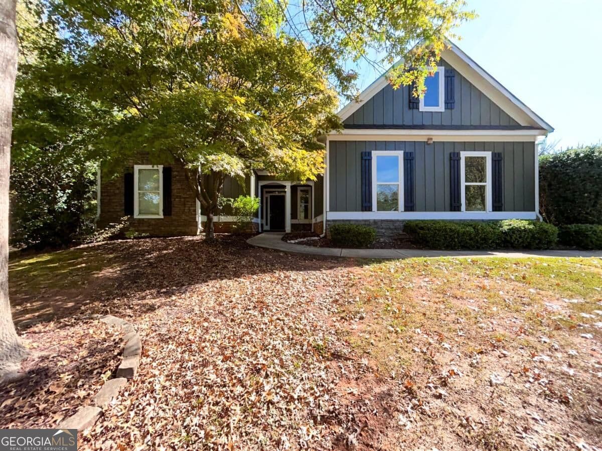 4 bedroom, 3 bathroom, 2,082 sq ft single family residence for sale at 275 Lola Street, Colbert, GA 30628