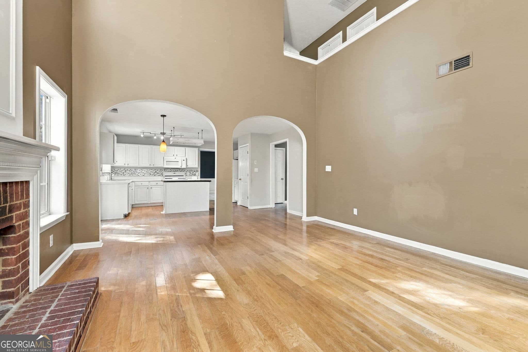 3 bedroom, 2.5 bathroom, 2,248 sq ft single family residence for sale at 2997 Bancroft Glen, Kennesaw, GA 30144 — photo 10