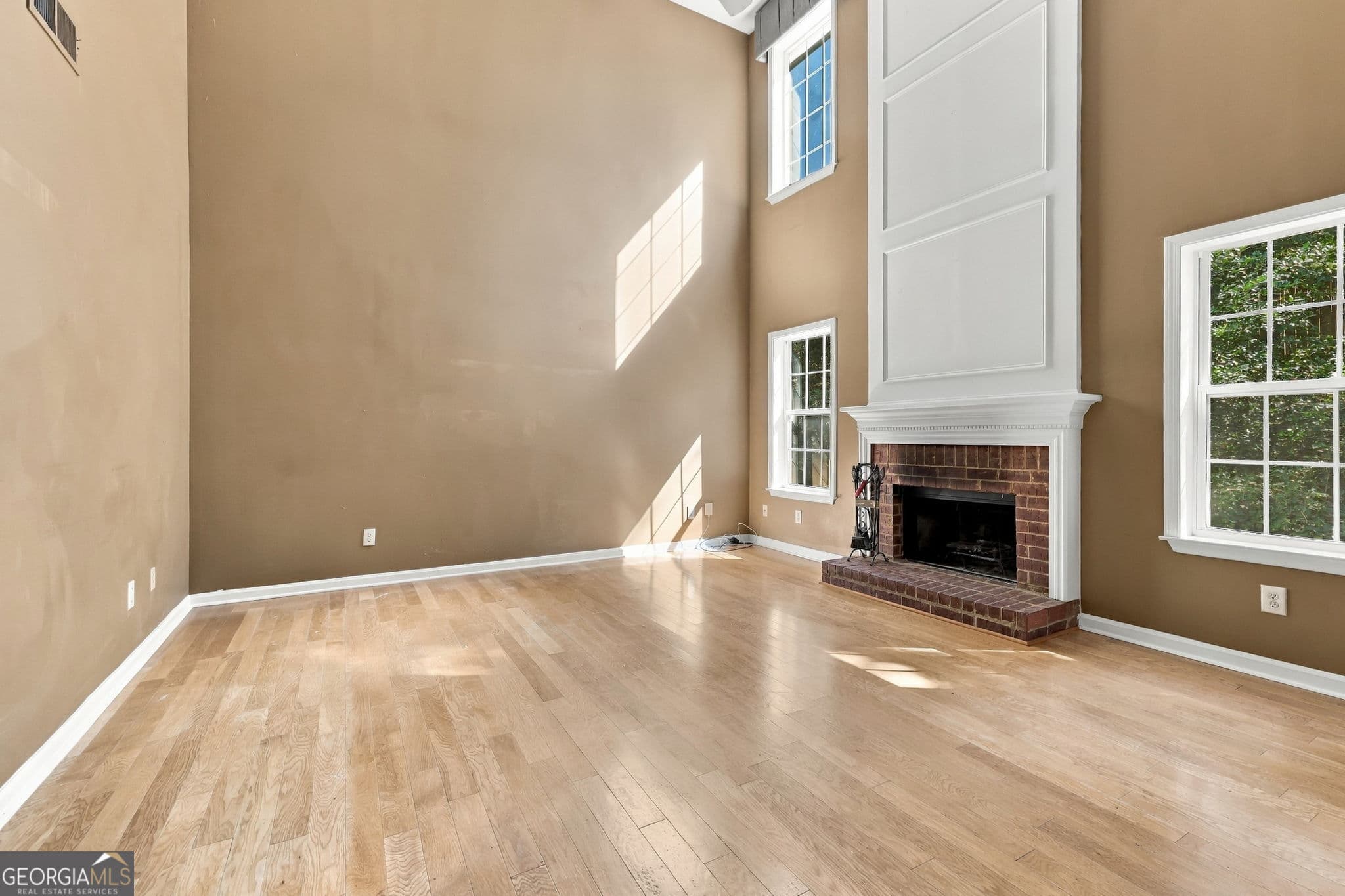 3 bedroom, 2.5 bathroom, 2,248 sq ft single family residence for sale at 2997 Bancroft Glen, Kennesaw, GA 30144 — photo 8
