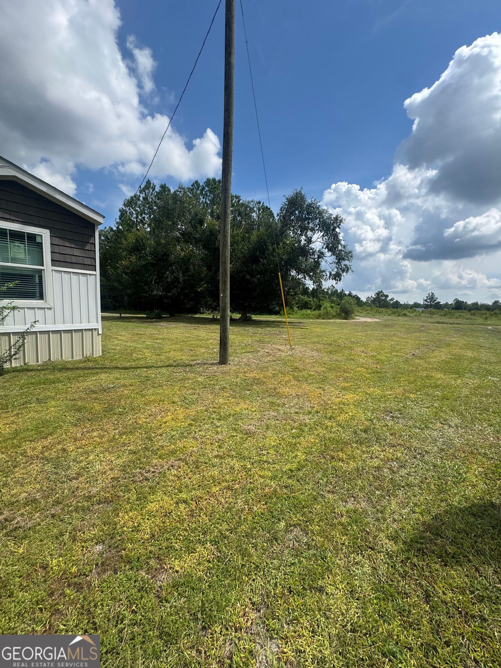 3 bedroom, 2 bathroom, 1,216 sq ft single family residence under contract at 1164 Pine Valley Road, Waycross, GA 31503 — photo 5