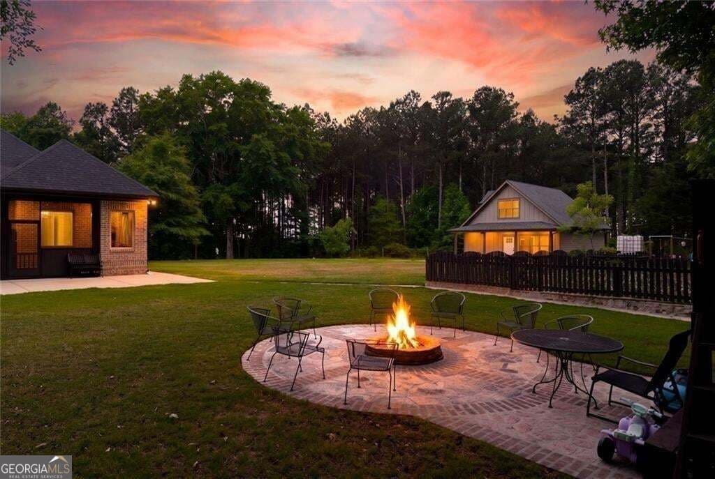 6 bedroom, 6.5 bathroom, 4,953 sq ft single family residence for sale at 7128 Highway 81, Monroe, GA 30656 — photo 7