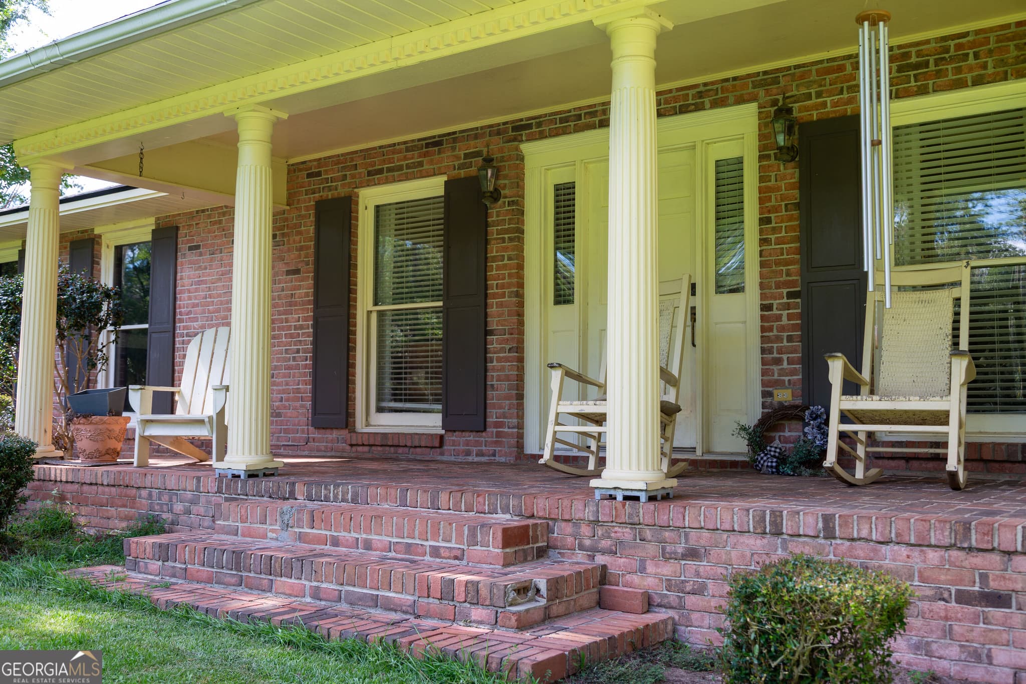 3 bedroom, 3.5 bathroom single family residence under contract at 998 Deens Landing Road, Baxley, GA 31513 — photo 5
