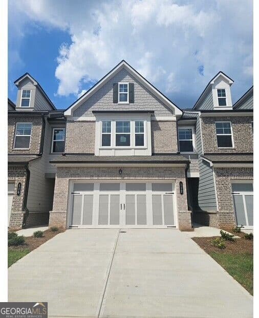 3 bedroom, 2.5 bathroom, 1,846 sq ft townhouse for sale at 112 Rope Mill Court 04, Holly Springs, GA 30115 — photo 1 of 7