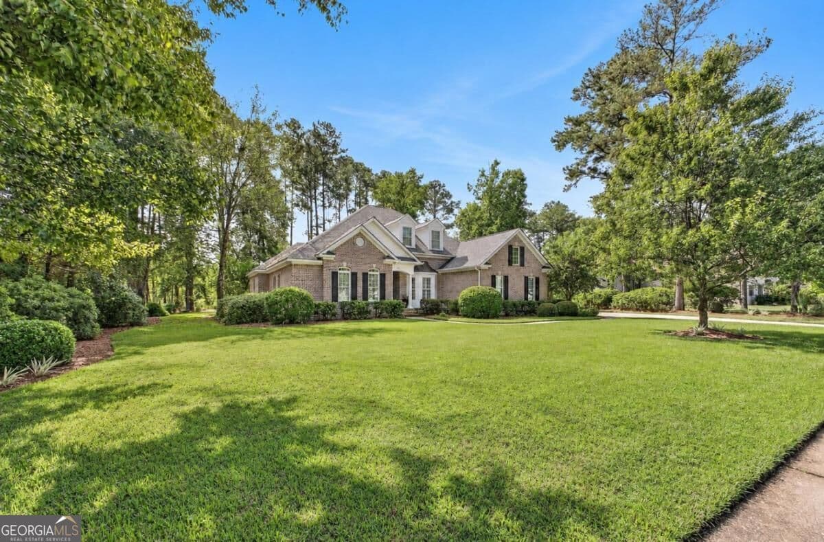 4 bedroom, 3 bathroom, 3,784 sq ft single family residence for sale at 126 Grand View Drive, Pooler, GA 31322 — photo 2