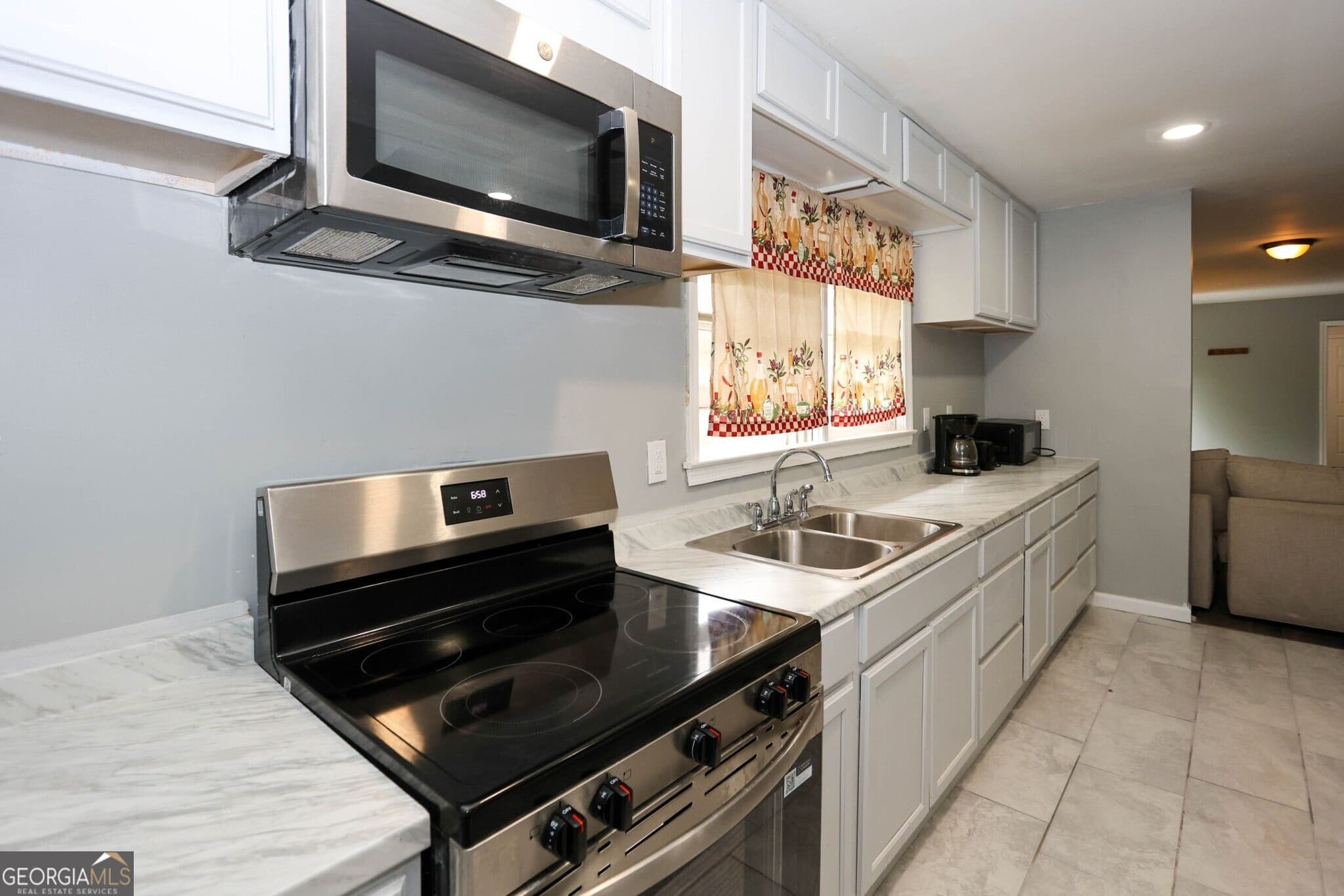 1 bedroom, 1 bathroom single family residence for rent at 224 Chappell Road, Atlanta, GA 30314 for $800 a month — photo 2
