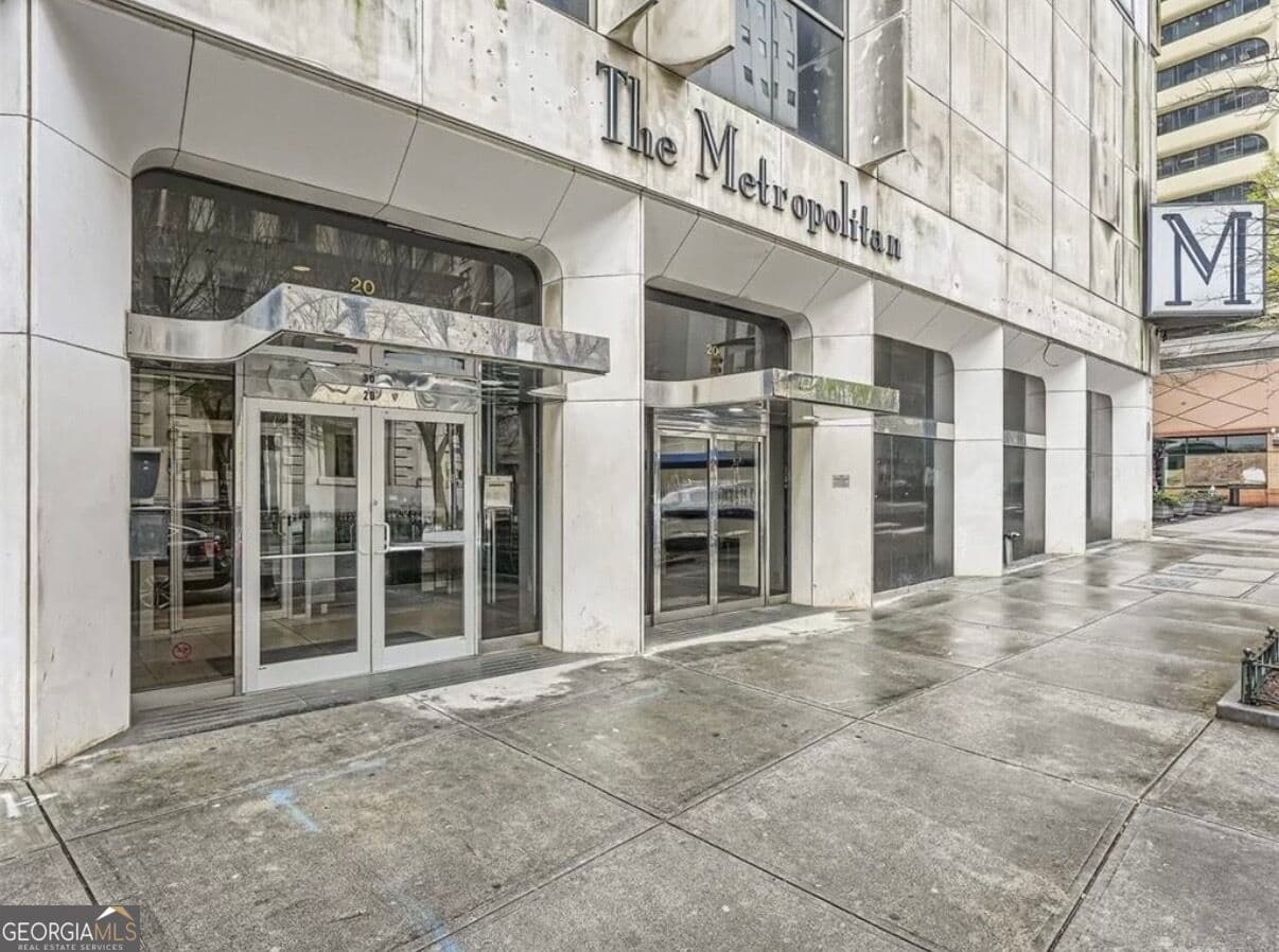 1 bedroom, 1 bathroom, 543 sq ft condominium for rent at 20 Marietta Street 10 F, Atlanta, GA 30303 for $1,250 a month — photo 2