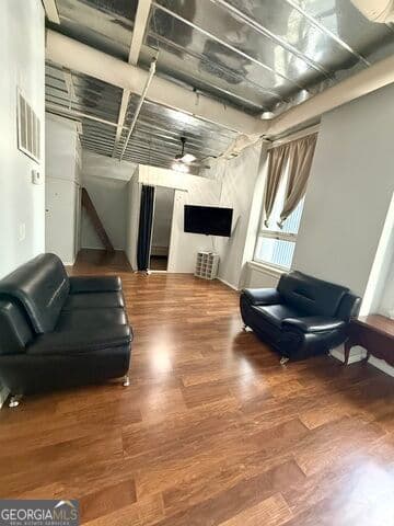 1 bedroom, 1 bathroom, 543 sq ft condominium for rent at 20 Marietta Street 10 F, Atlanta, GA 30303 for $1,250 a month — photo 10