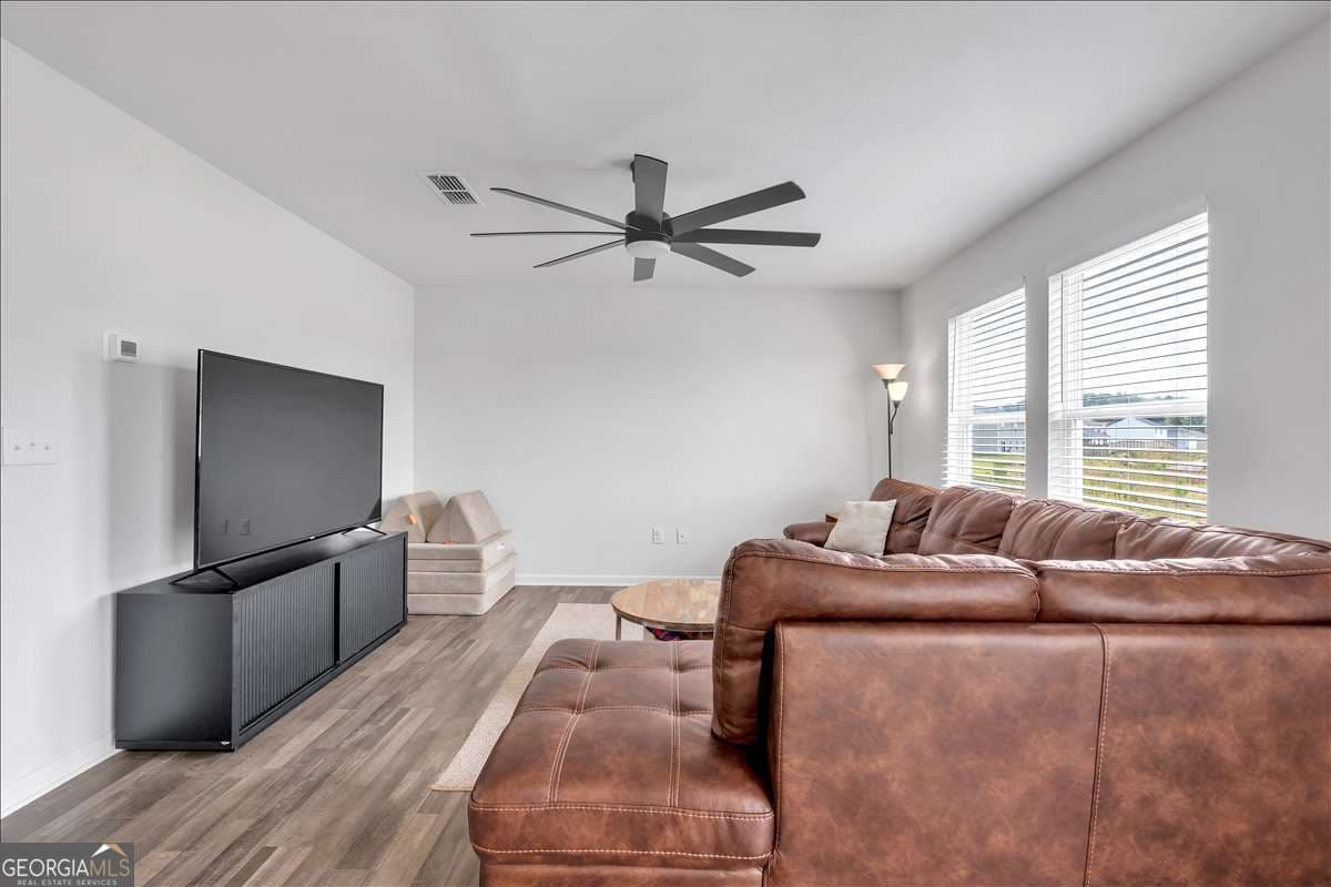 4 bedroom, 2.5 bathroom, 2,192 sq ft single family residence for sale at 600 Tudor Street, Kingston, GA 30145 — photo 6