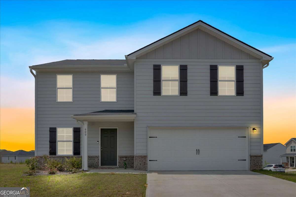 4 bedroom, 2.5 bathroom, 2,192 sq ft single family residence for sale at 600 Tudor Street, Kingston, GA 30145 — photo 1 of 40