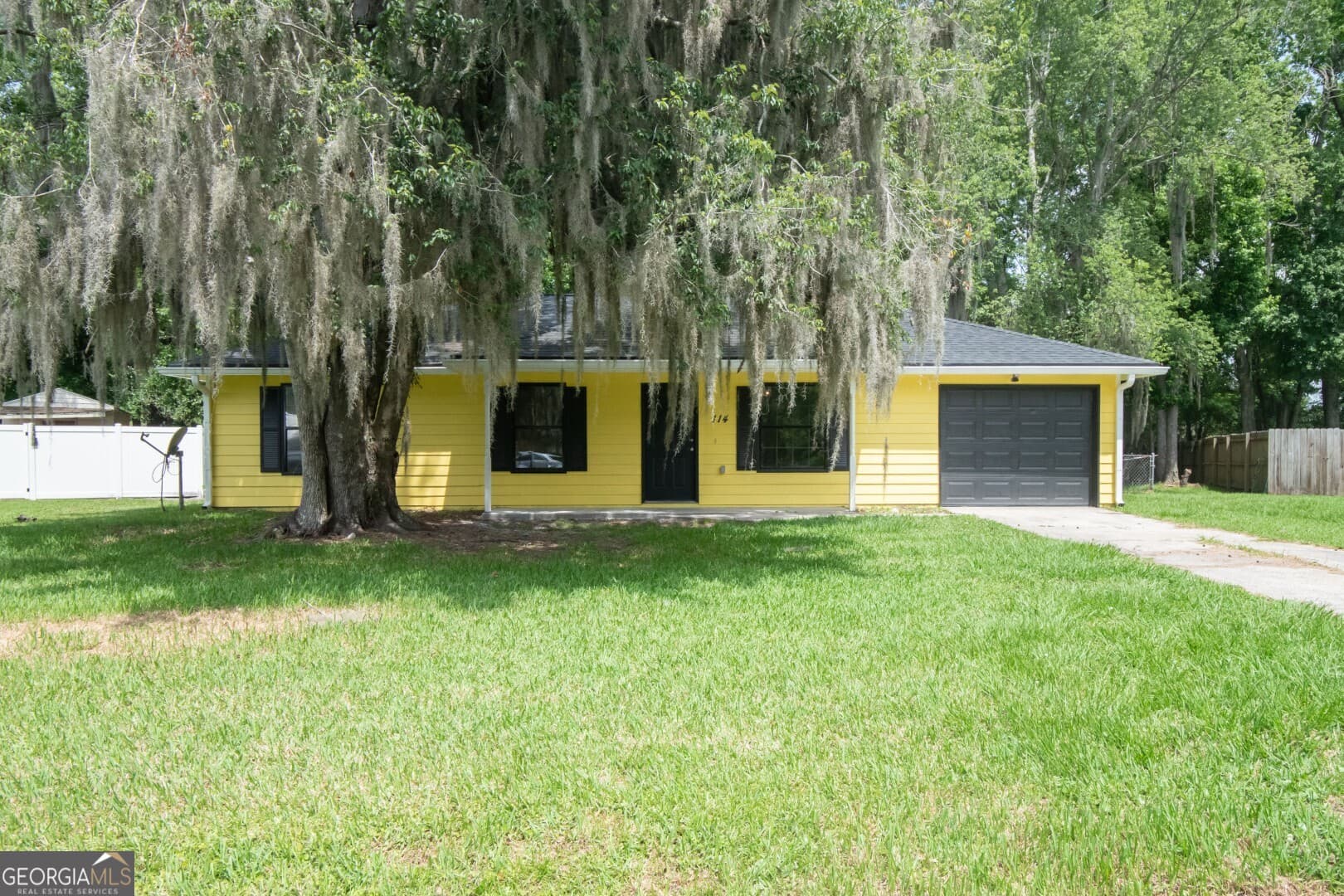 114 Laurel Lane, Kingsland, GA 31548 — most recent listing photo