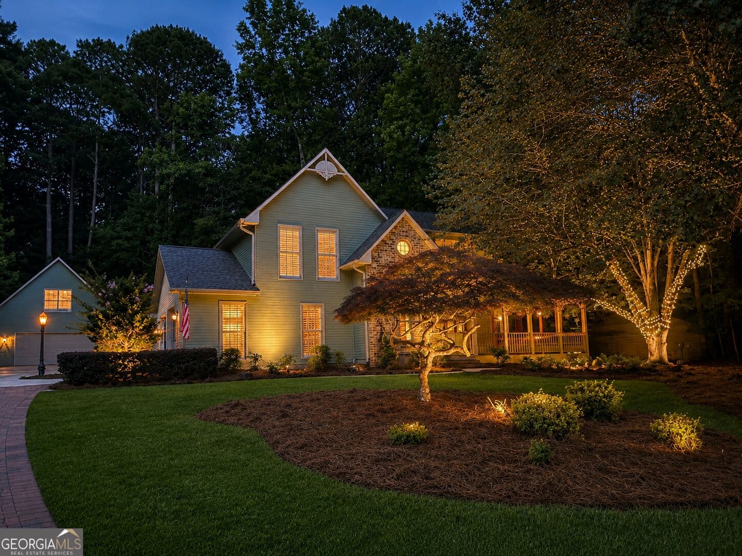 3 bedroom, 2.5 bathroom, 2,550 sq ft single family residence for sale at 110 Shadowood Lane, Peachtree City, GA 30269 — photo 3