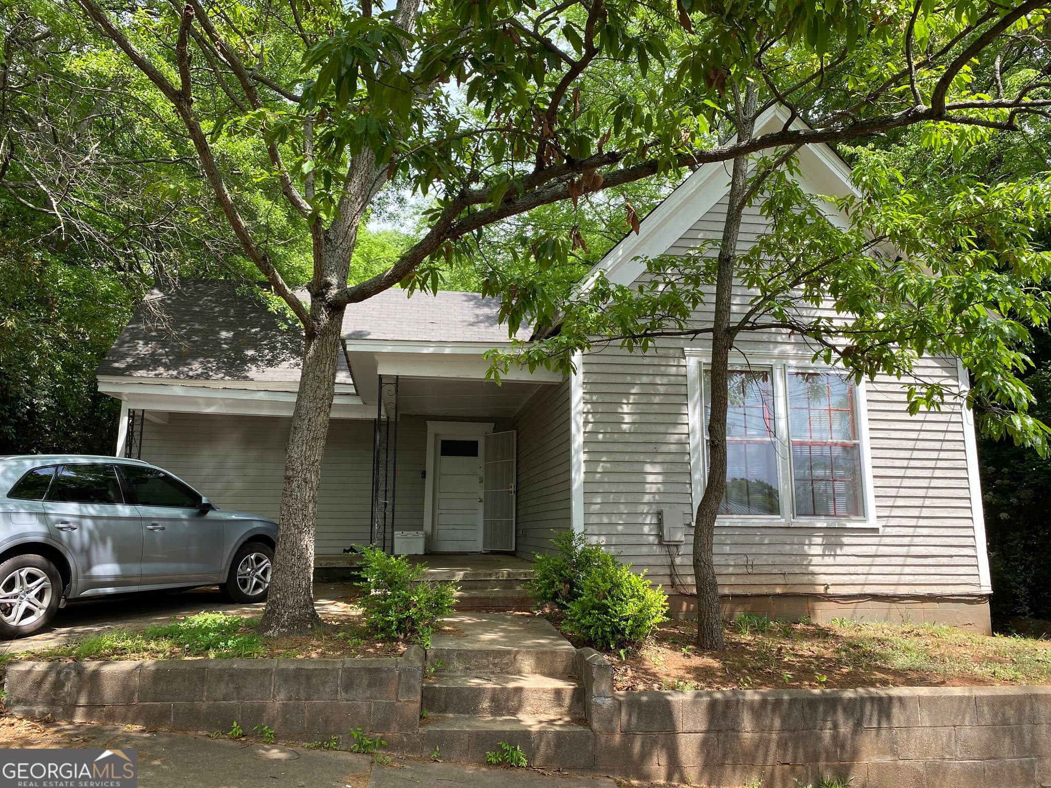 5 bedroom, 3 bathroom, 1,718 sq ft single family residence for rent at 650 Reese Street, Athens, GA 30601 for $3,750 a month — photo 1 of 6