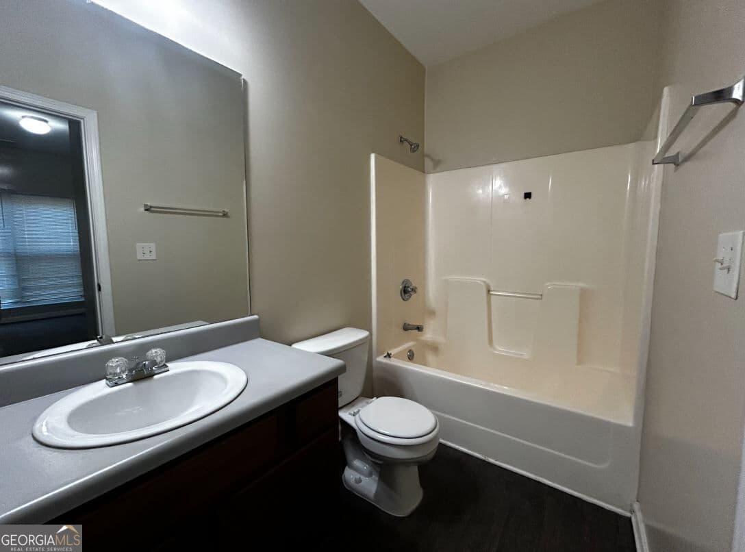2 bedroom, 2 bathroom single family residence for rent at 14 Towncreek Lane, Adairsville, GA 30103 for $1,200 a month — photo 8
