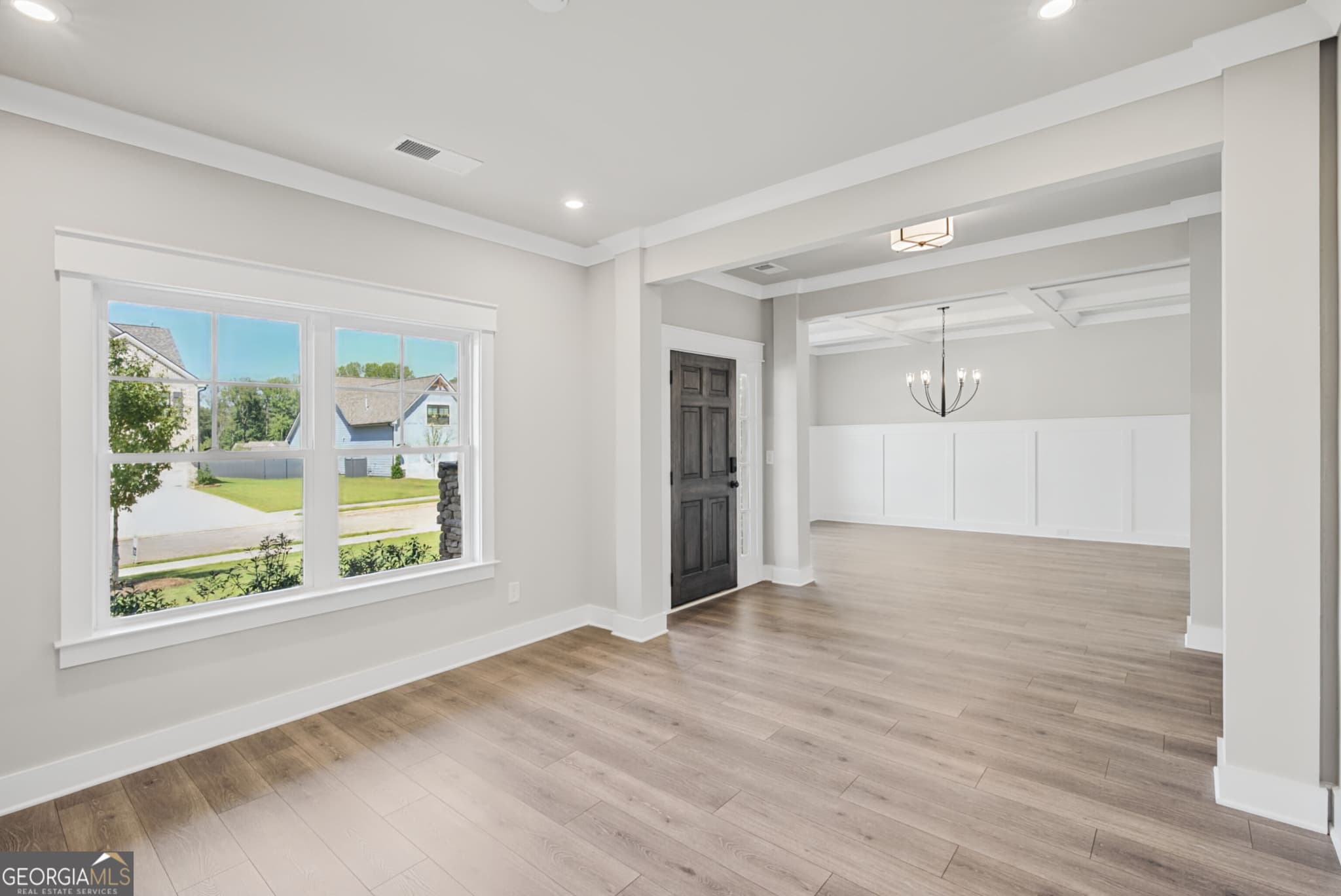 5 bedroom, 4 bathroom single family residence for sale at 4684 Cooling Water Circle, Powder Springs, GA 30127 — photo 4