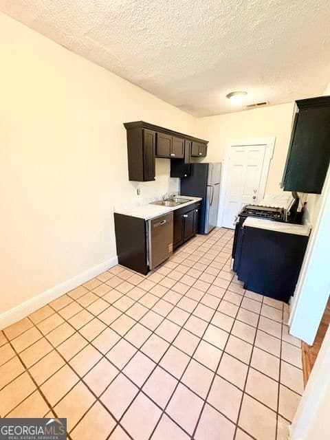 1 bedroom, 1 bathroom, 1,120 sq ft condominium for rent at 71 Maddox Drive 10, Atlanta, GA 30309 for $1,400 a month — photo 5