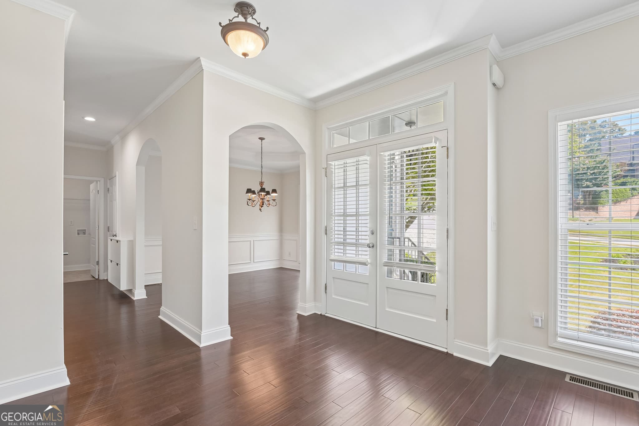 5 bedroom, 4 bathroom, 4,560 sq ft single family residence for sale at 4564 Austin Hills Drive, Suwanee, GA 30024 — photo 9