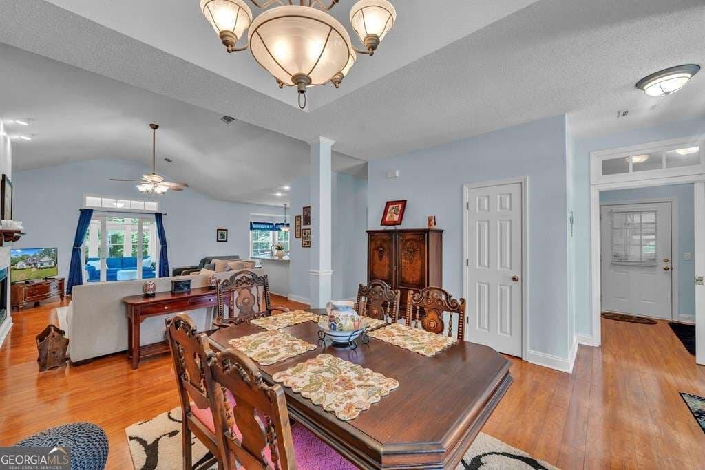 3 bedroom, 2 bathroom, 2,233 sq ft single family residence for sale at 733 Flanders Lane, Dublin, GA 31021 — photo 5
