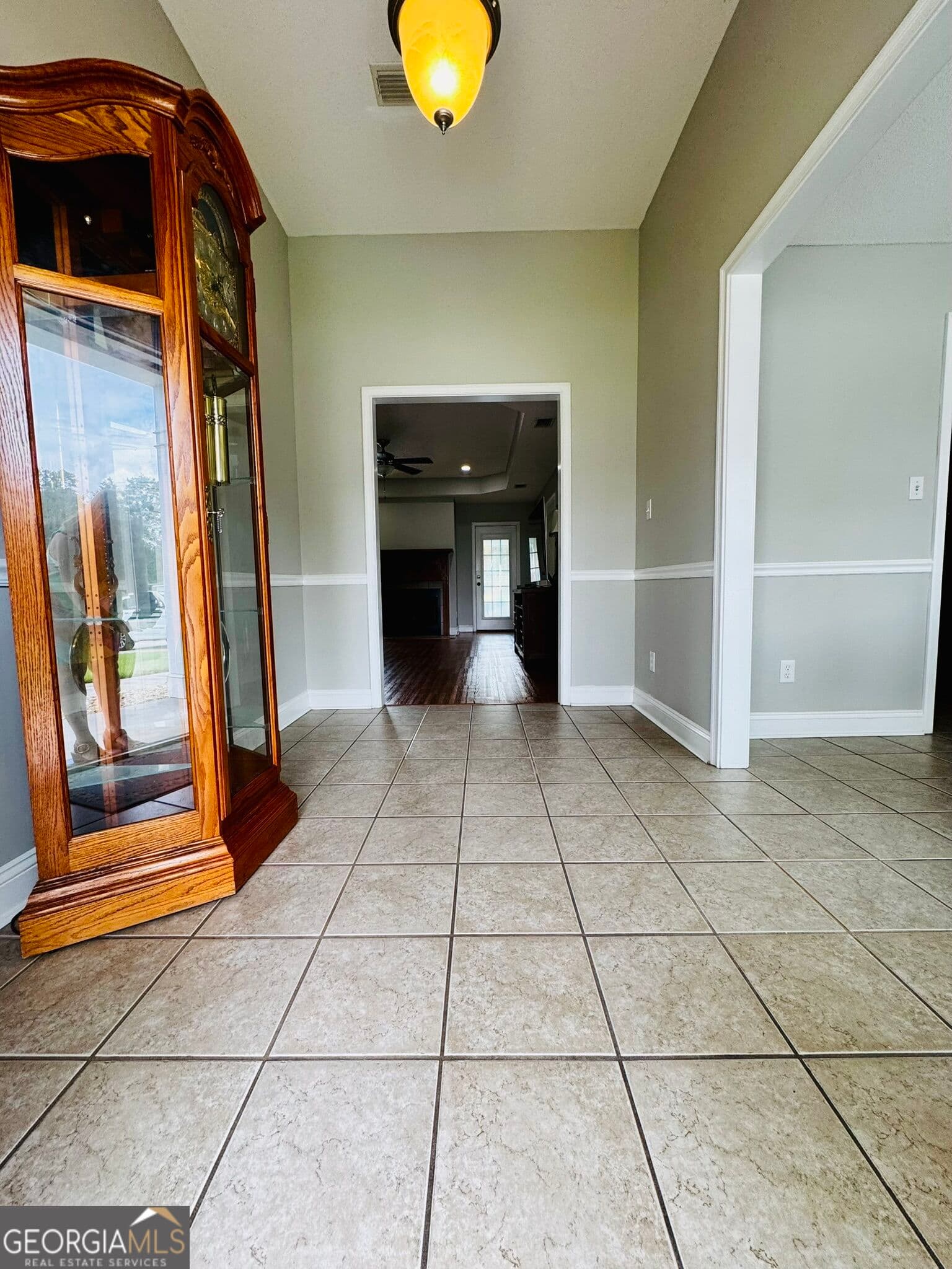 4 bedroom, 2 bathroom single family residence under contract at 4159 Conway Circle, Valdosta, GA 31605 — photo 4