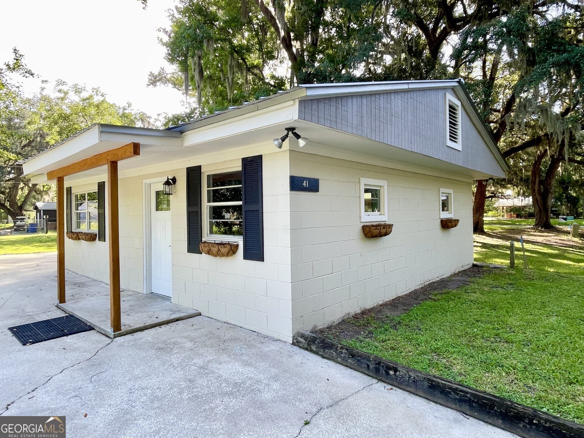 41 Sutton Court, Woodbine, GA 31569 — most recent listing photo