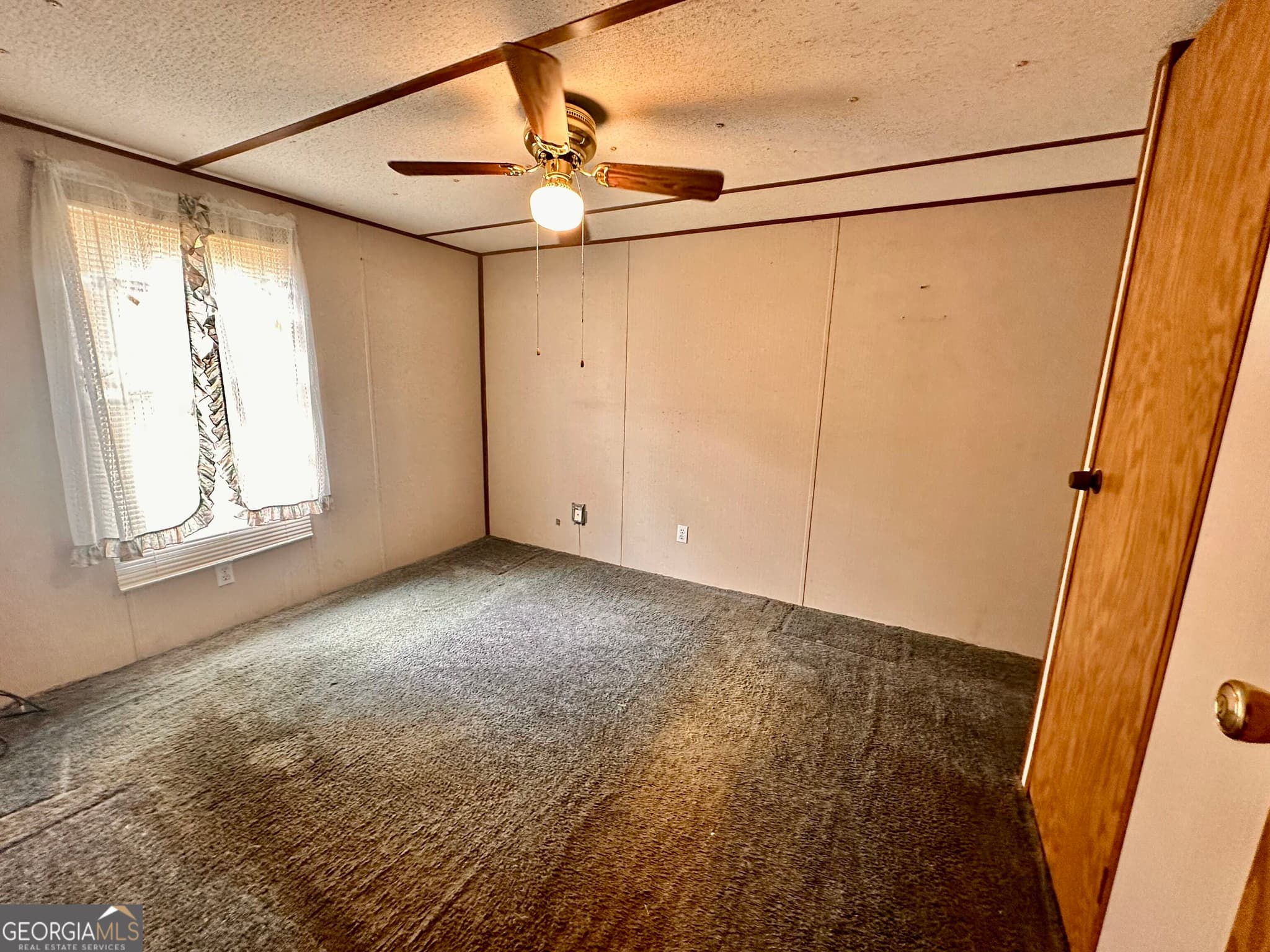 2 bedroom, 1 bathroom, 728 sq ft single family residence for sale at 6979 Oak Ridge Circle, Blackshear, GA 31516 — photo 9