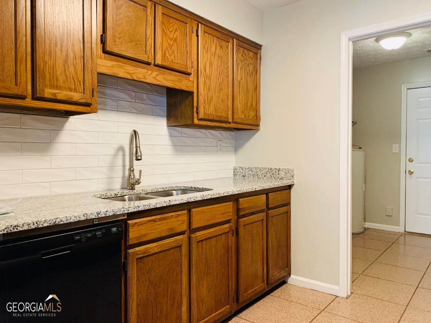 2 bedroom, 1 bathroom, 800 sq ft single family residence for rent at 140 Pine Terrace 140, Palmetto, GA 30268 for $1,295 a month — photo 4