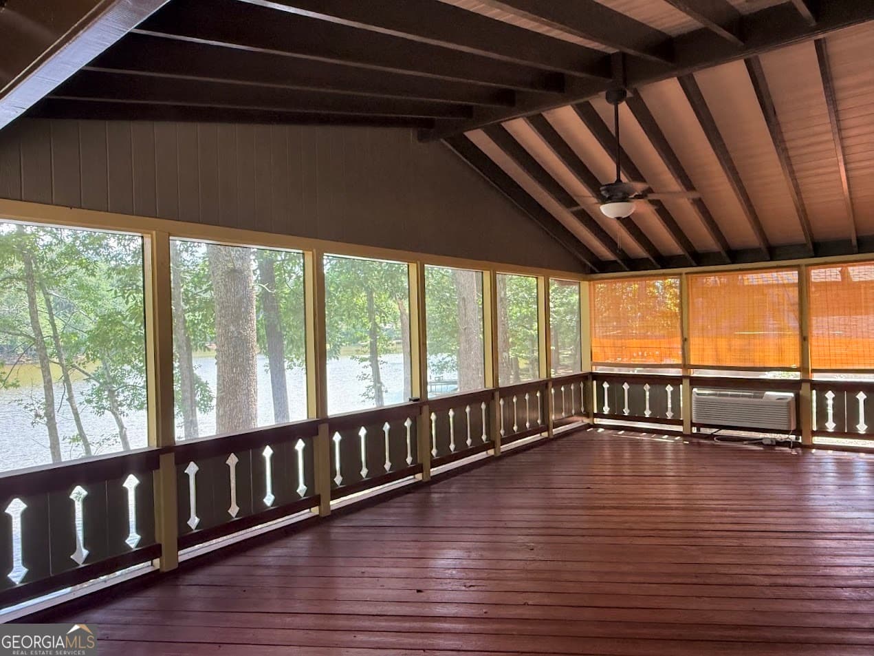 3 bedroom, 2 bathroom, 1,104 sq ft cabin,single family residence for sale at 8 St. Moritz Drive, Pine Mountain, GA 31822 — photo 3