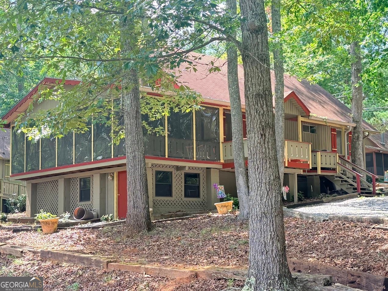 3 bedroom, 2 bathroom, 1,104 sq ft cabin,single family residence for sale at 8 St. Moritz Drive, Pine Mountain, GA 31822 — photo 8