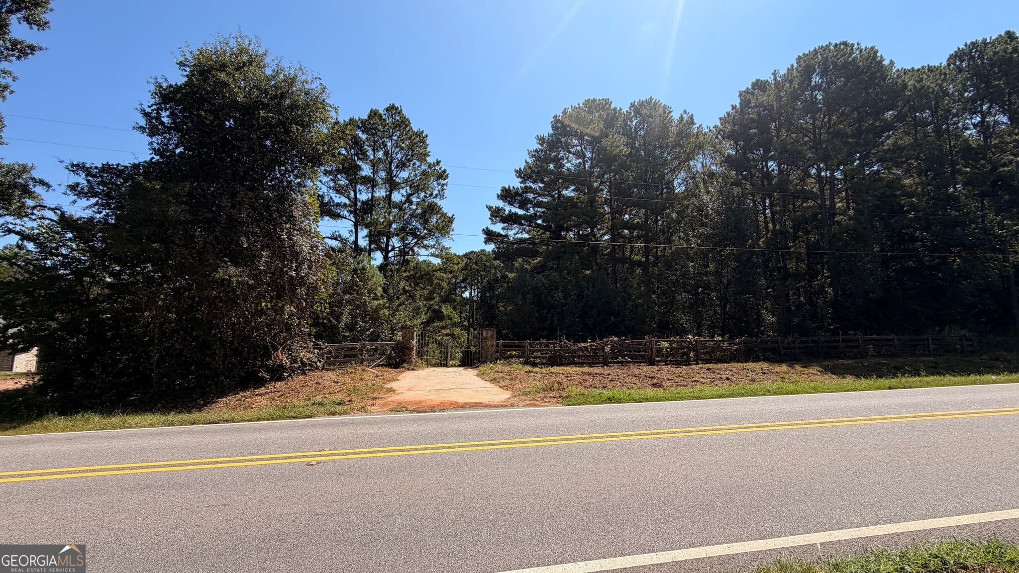 6 bedroom, 4.5 bathroom, 2,849 sq ft single family residence for sale at 2601 NE Gees Mill Road, Conyers, GA 30013