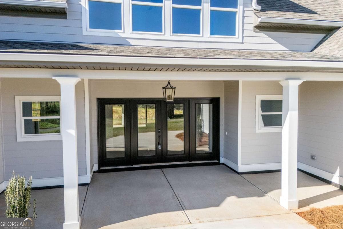 5 bedroom, 4 bathroom, 3,859 sq ft single family residence for sale at 103 Red Oak Lane, Carrollton, GA 30116 — photo 4