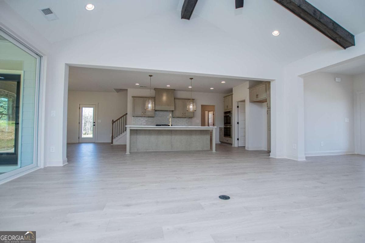 5 bedroom, 4 bathroom, 3,859 sq ft single family residence for sale at 103 Red Oak Lane, Carrollton, GA 30116 — photo 8