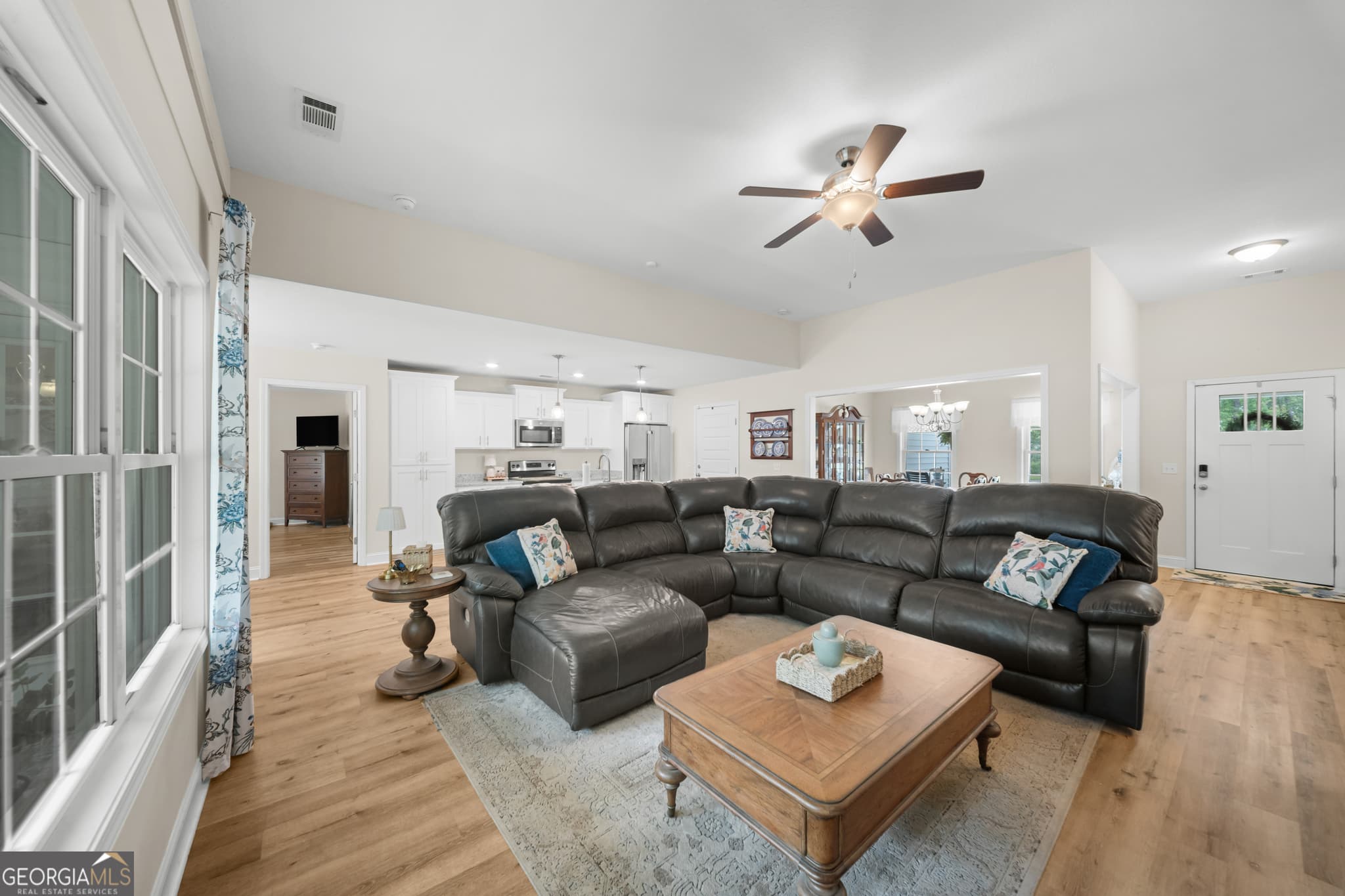 4 bedroom, 2 bathroom, 1,938 sq ft single family residence for sale at 343 Tallulah Bend, Ellabell, GA 31308 — photo 8