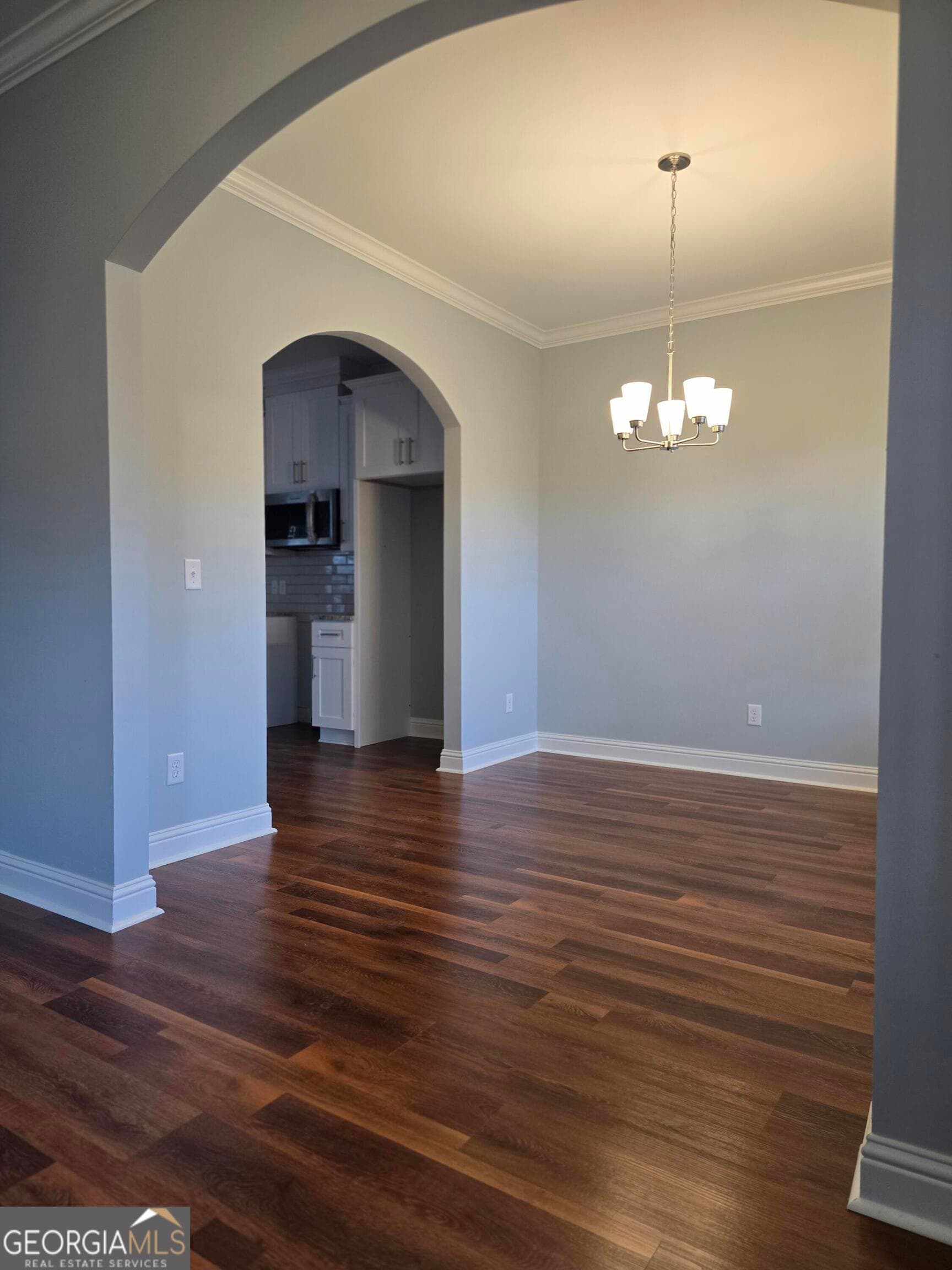 4 bedroom, 3 bathroom, 2,800 sq ft single family residence for sale at 124 John Eady Court, Savannah, GA 31405 — photo 3