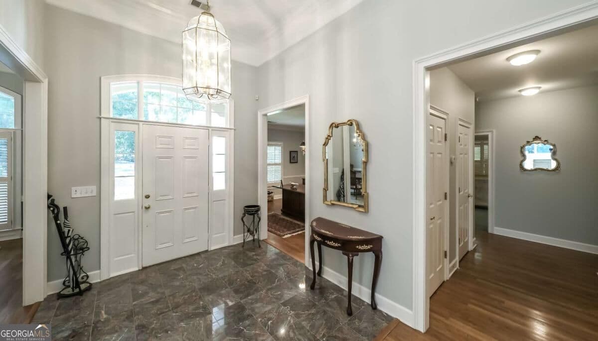 4 bedroom, 4.5 bathroom, 5,293 sq ft single family residence for sale at 320 Laurel Lakes Drive, Carrollton, GA 30116 — photo 7