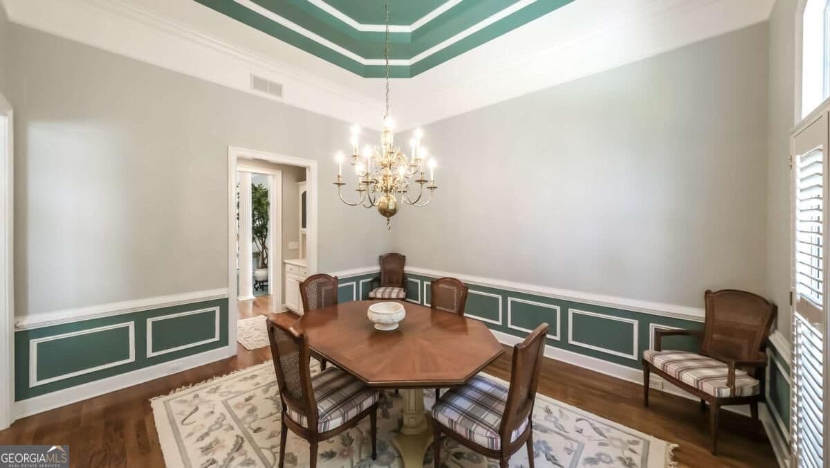 4 bedroom, 4.5 bathroom, 5,293 sq ft single family residence for sale at 320 Laurel Lakes Drive, Carrollton, GA 30116 — photo 9