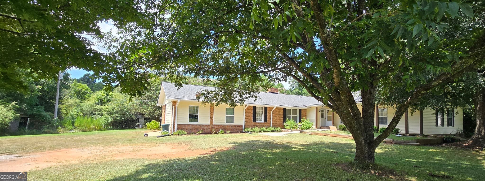 4 bedroom, 3 bathroom, 3,489 sq ft single family residence for sale at 1351 Clack Road, Madison, GA 30650